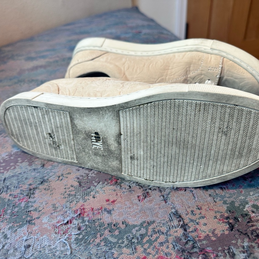 Frye Cream Embossed Leather Low-Top Sneakers - Picture 4 of 5